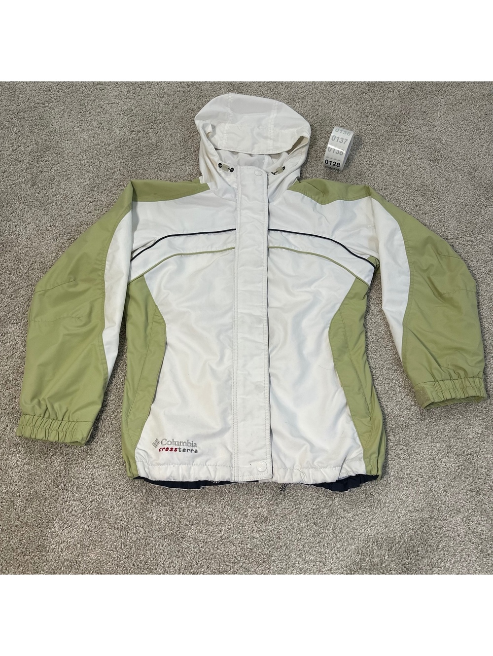 Columbia white and light green ski jacket